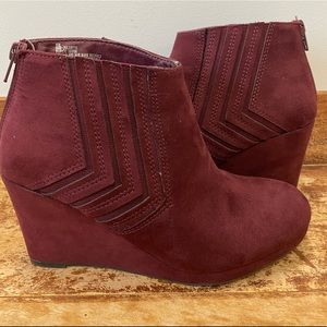 Sugar, maroon heeled- boots (Juliette), size 6 women.